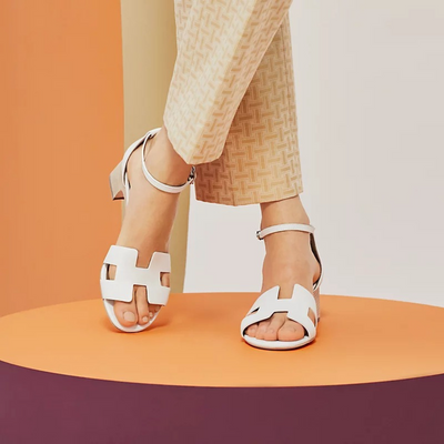CHLOÉ | Elegant Summer Sandals