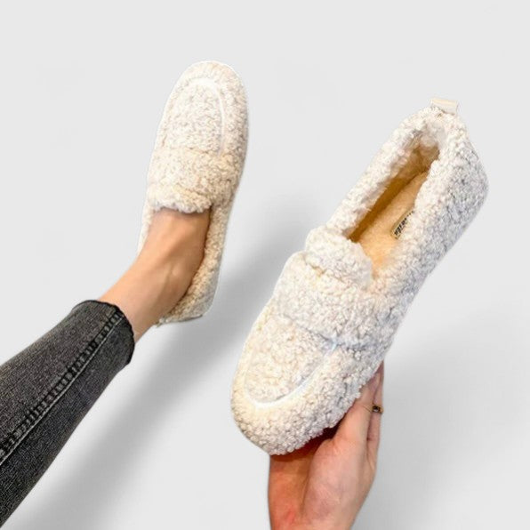 Aveline | Warm Slippers with Elegant Design