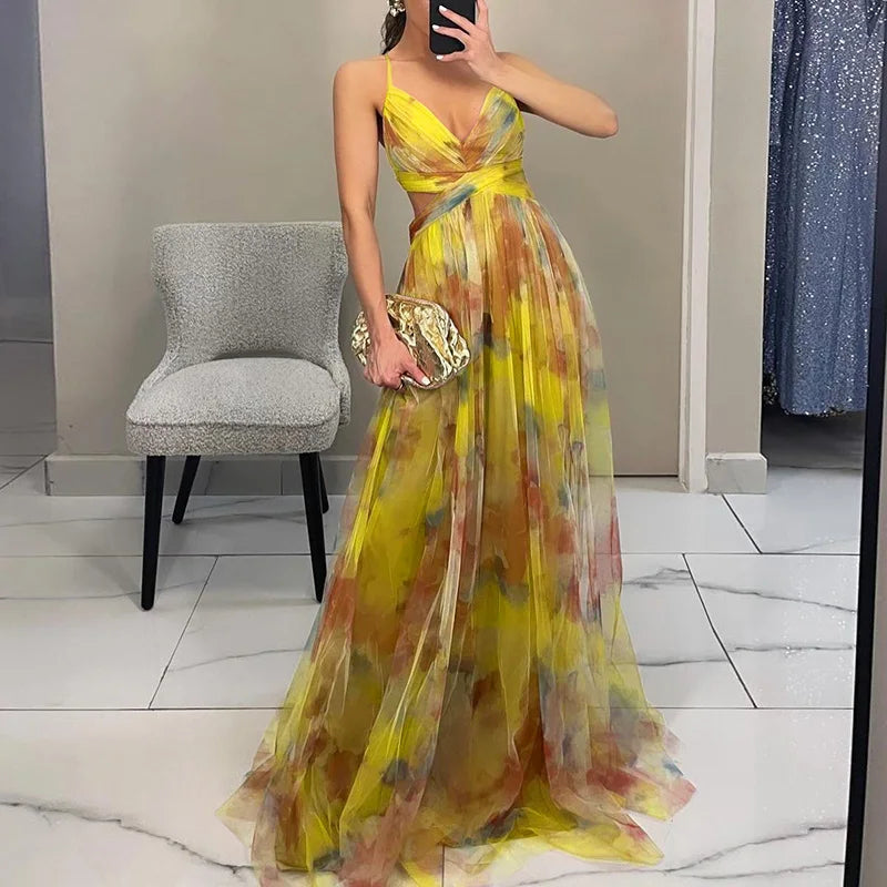 Arielle | Flowing Floral Maxi Dress