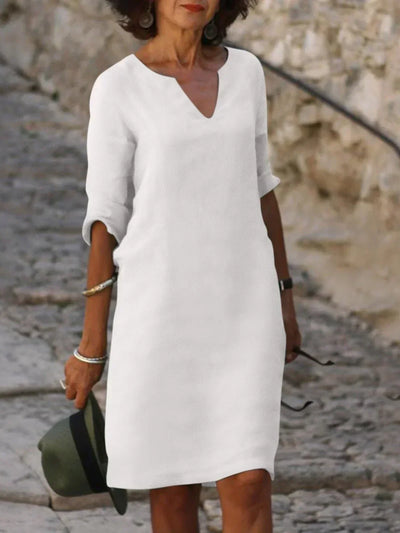 Beatrice | Elegant Dress with Refined V-Neckline