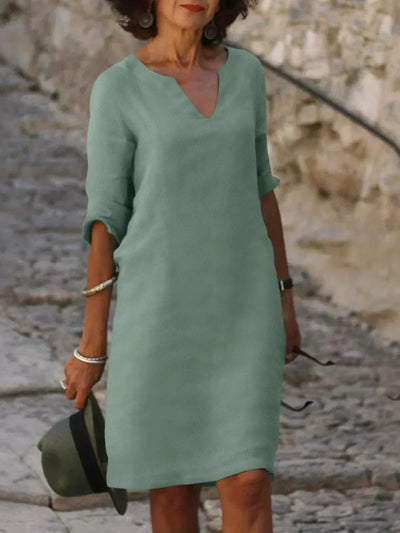 Beatrice | Elegant Dress with Refined V-Neckline
